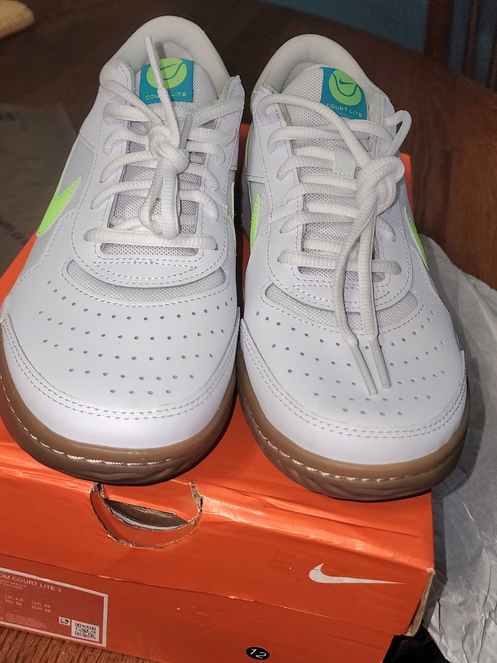 Nike Women's White Sneakers with Neon Green Swoosh and Gum Sole Sz 7 NIB
